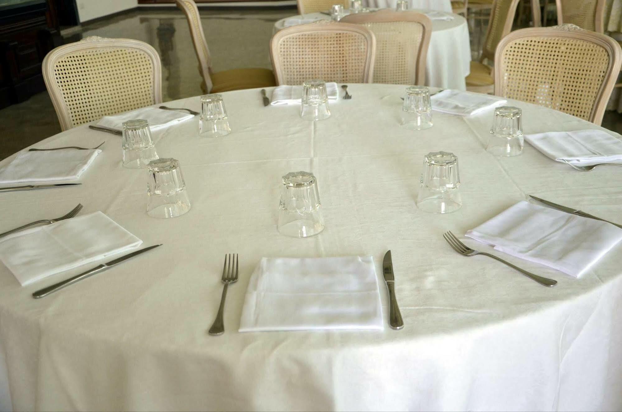 Antica Locanda Cavallino Bianco Cerveteri Bagian luar foto